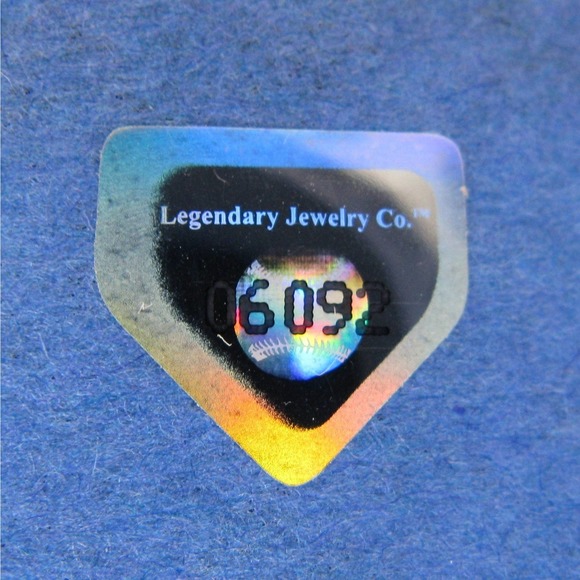 Legendary Man® old Yankee Stadium Seat Home Plate Cufflinks - Picture 5 of 8